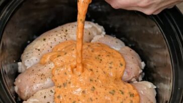 Tomato Basil Chicken in Slow Cooker