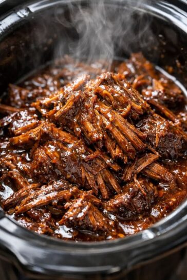 Vintage Beef Stroganoff Slow Cooker 4-Ingredient