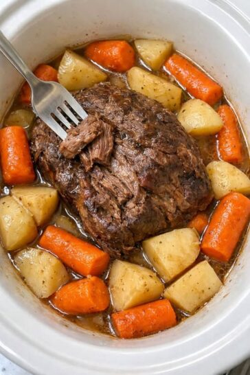 Yankee Pot Roast Slow Cooker 4-Ingredient