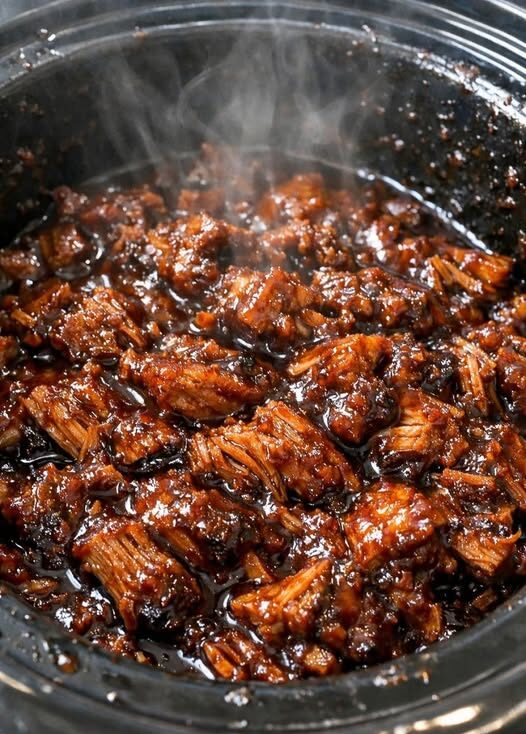 Backyard BBQ Chicken Slow Cooker