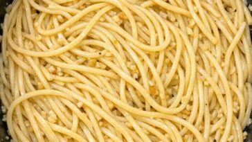 Garlic Spaghetti (Old-Fashioned Style) Slow Cooker