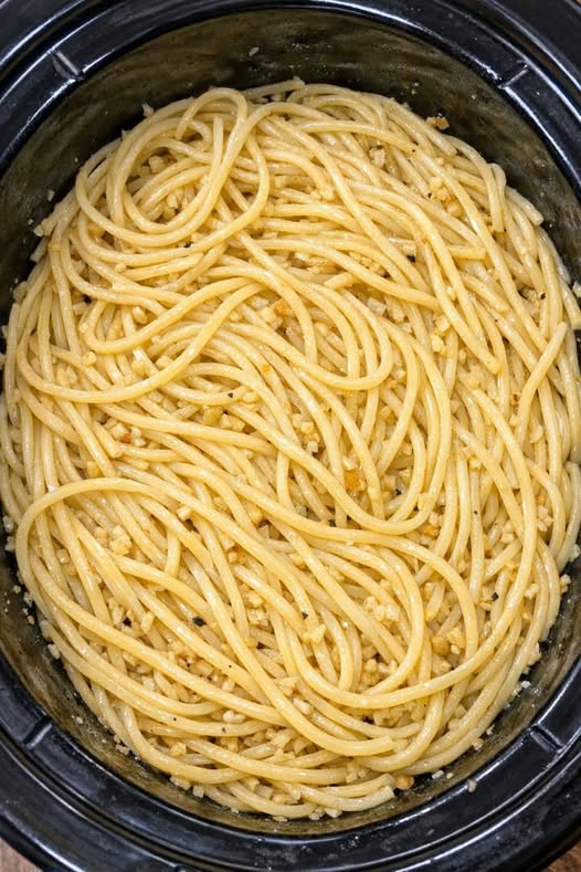 Garlic Spaghetti (Old-Fashioned Style) Slow Cooker
