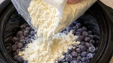 Lemon Blueberry Dump Cake Slow Cooker