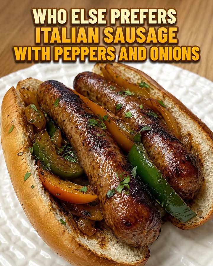 ITALIAN SAUSAGE WITH PEPPERS AND ONIONS 🌶️🌭