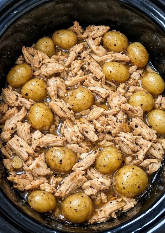 Slow Cooker Chicken and Potatoes