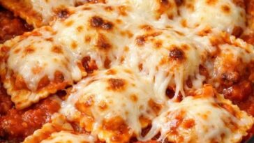 Cheesy Ravioli Surprise - Slow-Cooker