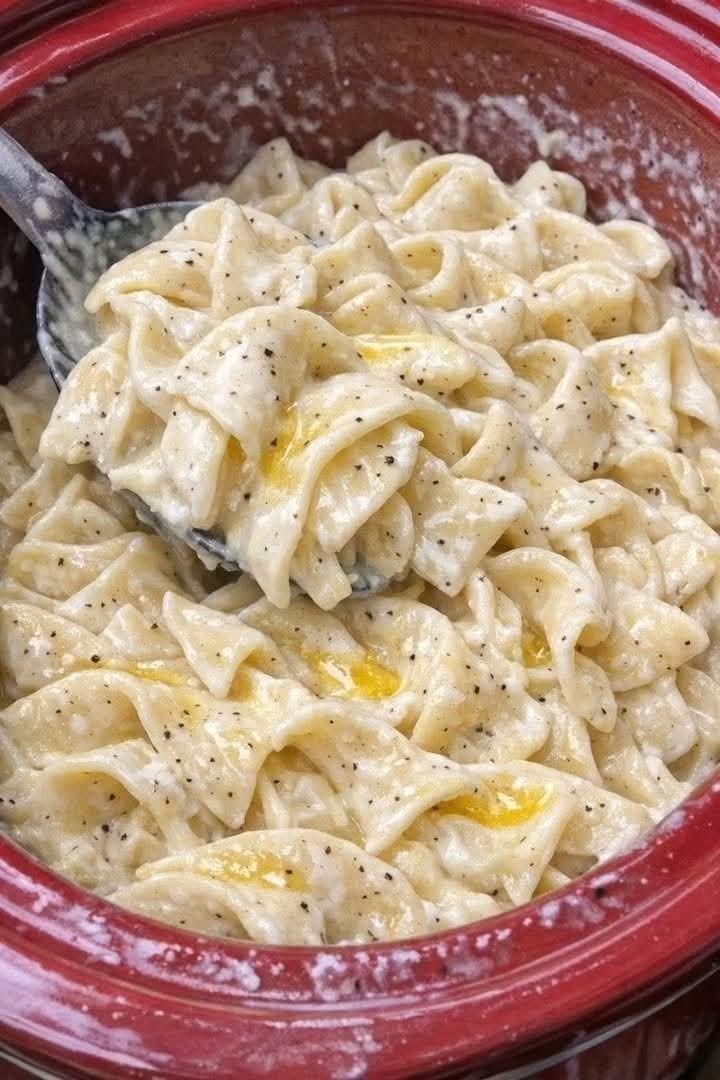 Slow-Cooker Amish Sour Cream Noodles