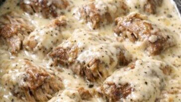 Slow Cooker Beef Stroganoff