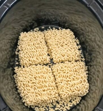 Slow Cooker Parents' Day Ramen
