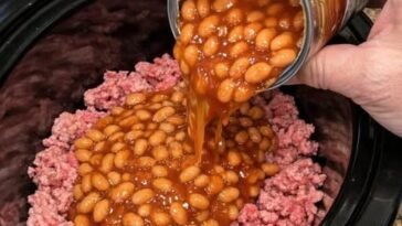 Slow Cooker Beef and Baked Beans