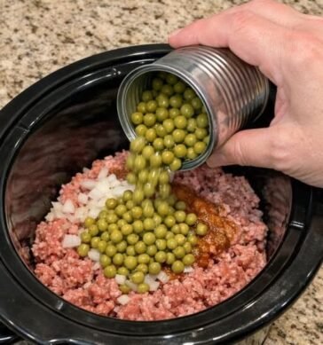 Slow Cooker Beef and Peas Dinner