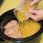 Slow Cooker Chicken and Macaroni