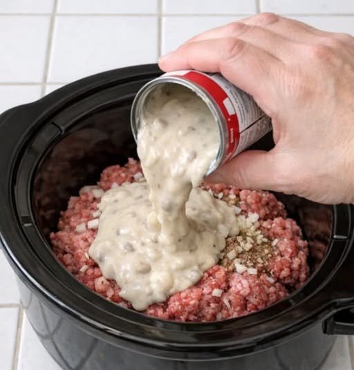 Slow Cooker Depression Era Freedom Gravy