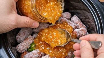 Slow Cooker Peach Jalapeño Beef Smokies