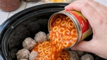 Spaghetti Rings with Beef Meatballs