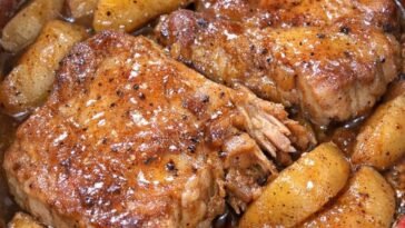 Slow Cooker Apple Cinnamon Pork Chops