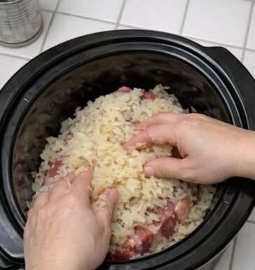 Slow Cooker Beef and Sauerkraut