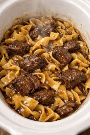 Slow Cooker Poor Man's Beef and Noodles