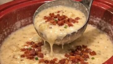 Slow Cooker Potluck Smoky Bacon Ranch Potato Soup