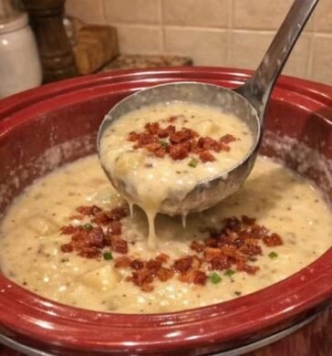 Slow Cooker Potluck Smoky Bacon Ranch Potato Soup